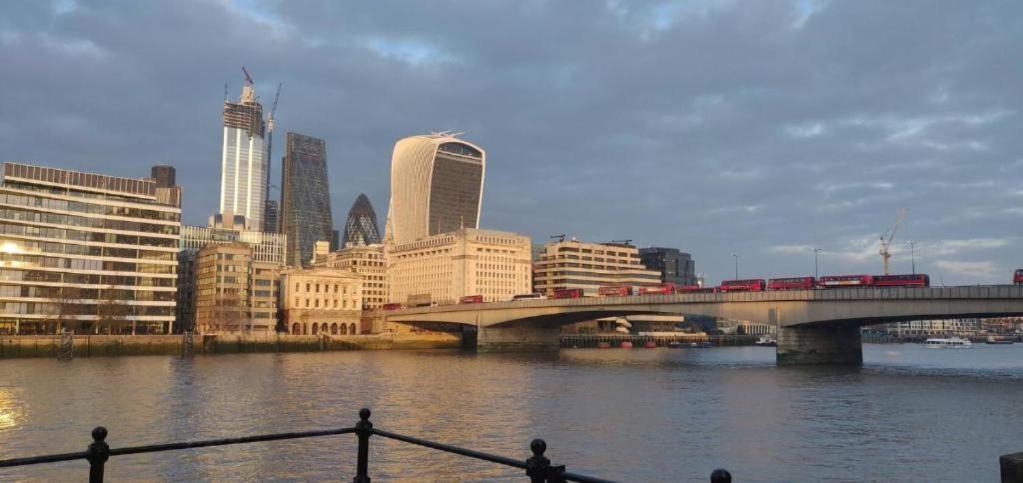 Modern Deluxe 1 Bed Apartment Bermondsey London Bridge エクステリア 写真